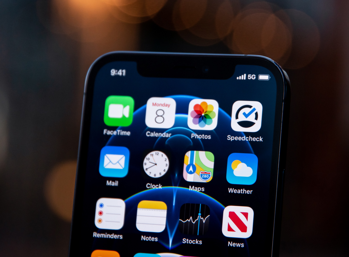 易门苹果手机维修分享为什么 iPhone 12 在冬季会自动关机 